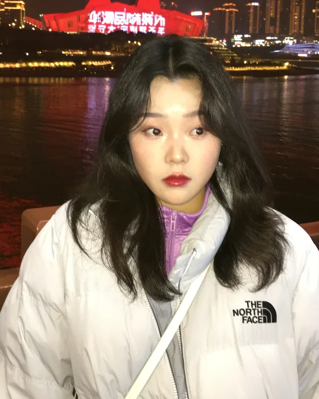 Sua Yoon, Penerjemah medis (Korea · Mandarin)
